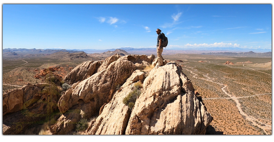 rock scrambling at gold butte national monument